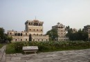 自力村