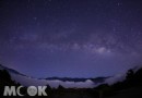 仰望星空 嘉義阿裡山夏日高空看銀河