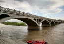 伊犁河大橋