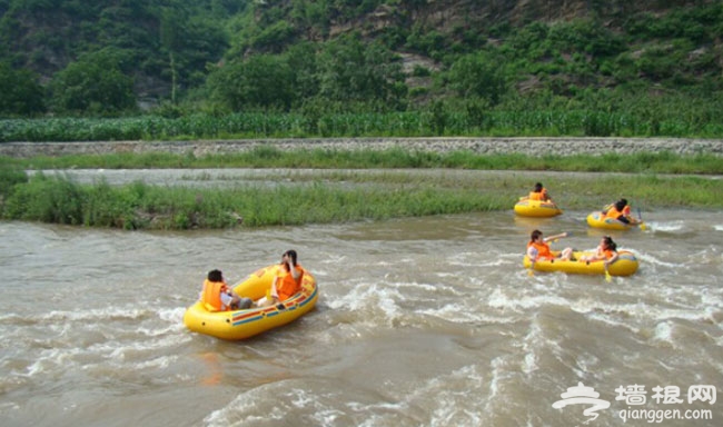 北京京郊避暑好地方 懷柔白河峽谷漂流