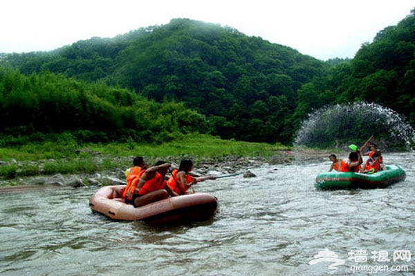 北京京郊避暑好地方 懷柔湯河一川漂流