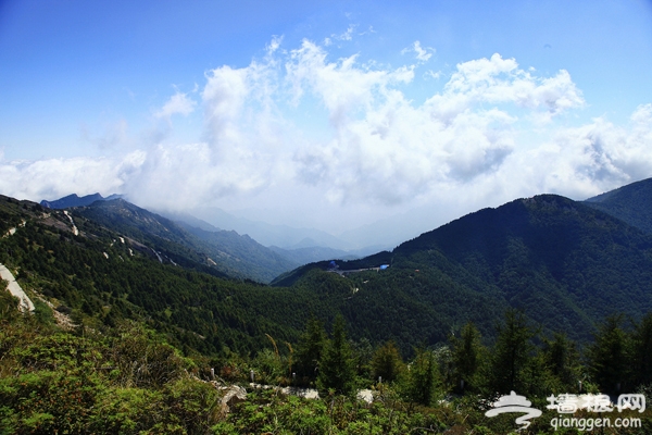 京東之首——巖山主峰霧靈山