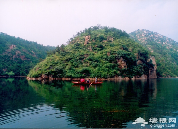 避暑戲水青龍峽 約會青山綠水古長城