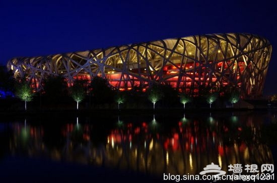 新浪旅游配套:國家體育場夜景 來源:陳年老Q的新浪博客 新浪旅游配套:國家體育場夜景 來源:陳年老Q的新浪博客
