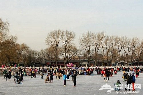 北京找樂 後海冰場滑冰去