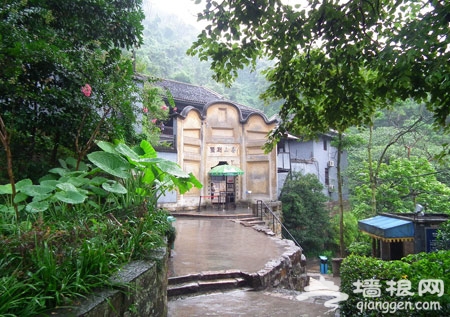 夜游香山 偷得浮生半日閒