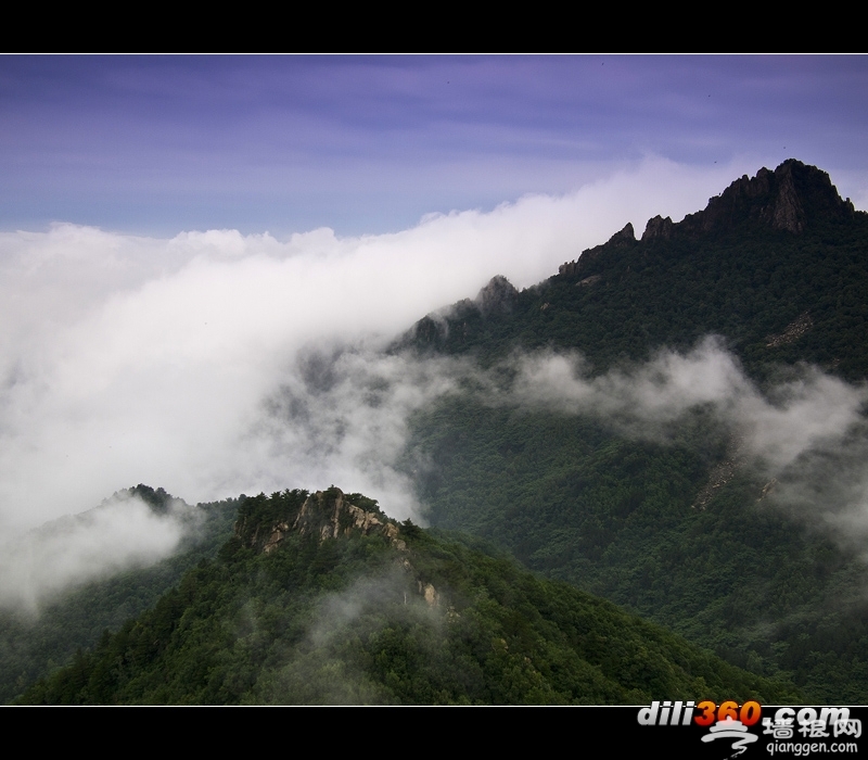 太陽已經暴露在雲層外