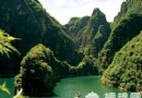 龍慶峽大峽谷中“水上飛”