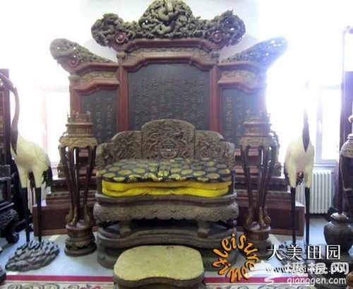 末代皇帝龍椅(僅此一座) 末代皇帝龍椅(僅此一座)