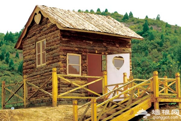以後可以住宿的小木屋