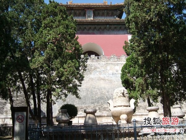 十三陵之定陵 圖片來源:錦瑟流年(搜狐博客)