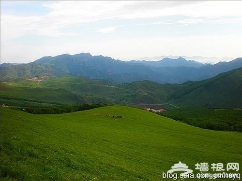 靈山 攝影:新浪博主 建曉東漫畫 靈山 攝影:新浪博主 建曉東漫畫