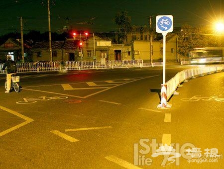 此路通行無阻 此路通行無阻