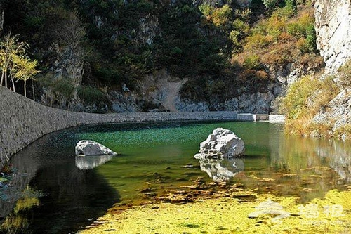 響水湖喝礦泉水長大的虹鳟魚旅游攻略[牆根網]