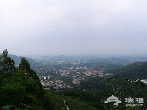 新潮北京盛夏 我們一起夜席香山[牆根網]