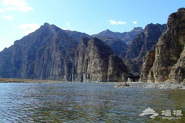四渡:水嬉沙灘