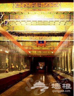 文華殿裡展出故宮館藏的陶瓷精品 文華殿裡展出故宮館藏的陶瓷精品