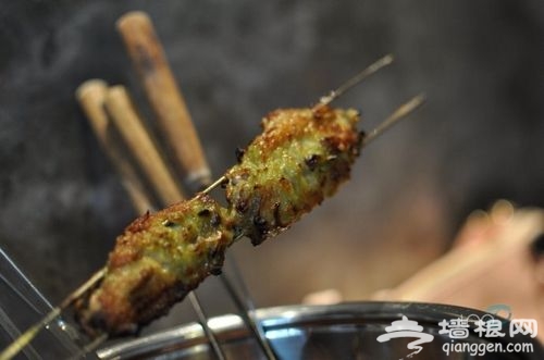 芥末烤翅這個也是店裡的特色,印象中也只有這家店才有的,不錯哦。大愛。 芥末烤翅這個也是店裡的特色,印象中也只有這家店才有的,不錯哦。大愛。