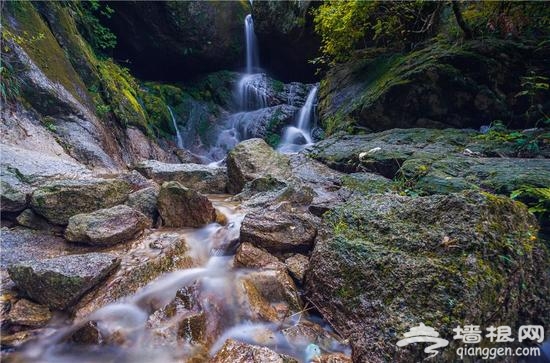 靈氣霧靈山 不見南山南只在北京北